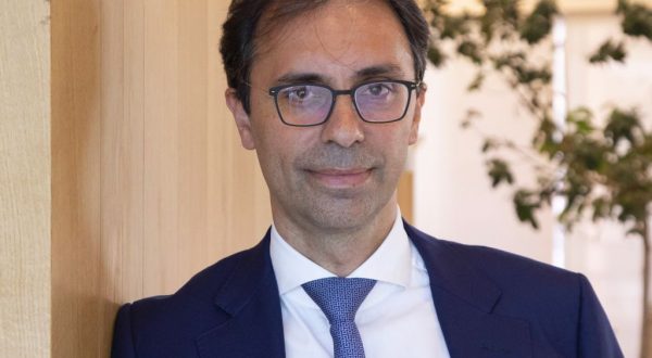 UniCredit, in 20 anni dal Fondo Carta Etica 45 milioni al sociale