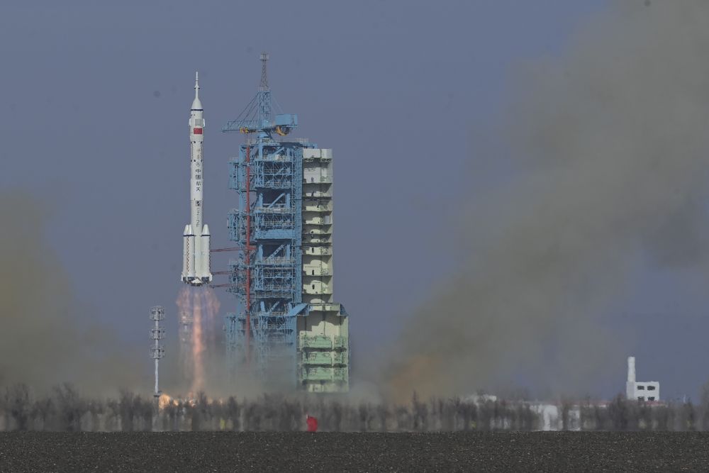 Cina, lanciata la navicella Shenzhou-22