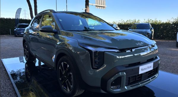 La Kia Stonic si rinnova, nuovo design e più tecnologia