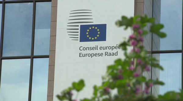 Intelligenza Artificiale, l’Europa accelera sulla ricerca