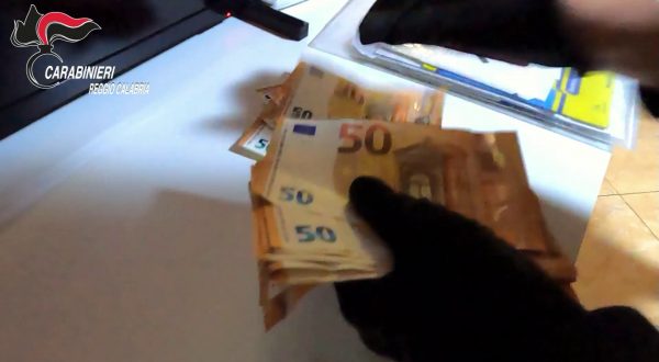 Estorsione con metodo mafioso a un imprenditore edile, un arresto nel Reggino