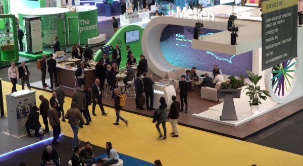 Decarbonizzazione delle reti gas, a Enlit 2025 il progetto Hyround di Italgas