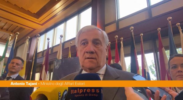 Ucraina, Tajani “Pronto nuovo pacchetto di materiale militare”