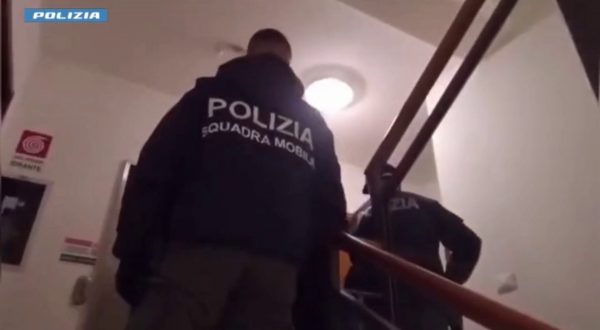 Favorivano l’immigrazione clandestina, 8 misure cautelari a Bologna