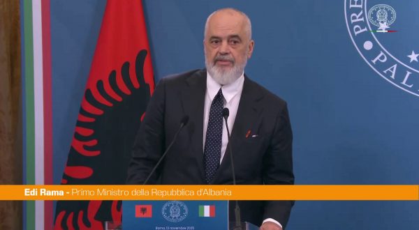 Albania, Rama “L’accordo sui migranti lo rifarei 100 volte, ma solo con Italia”
