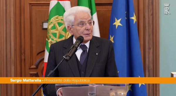 Mattarella “La guerra purtroppo non ha abbandonato il mondo”