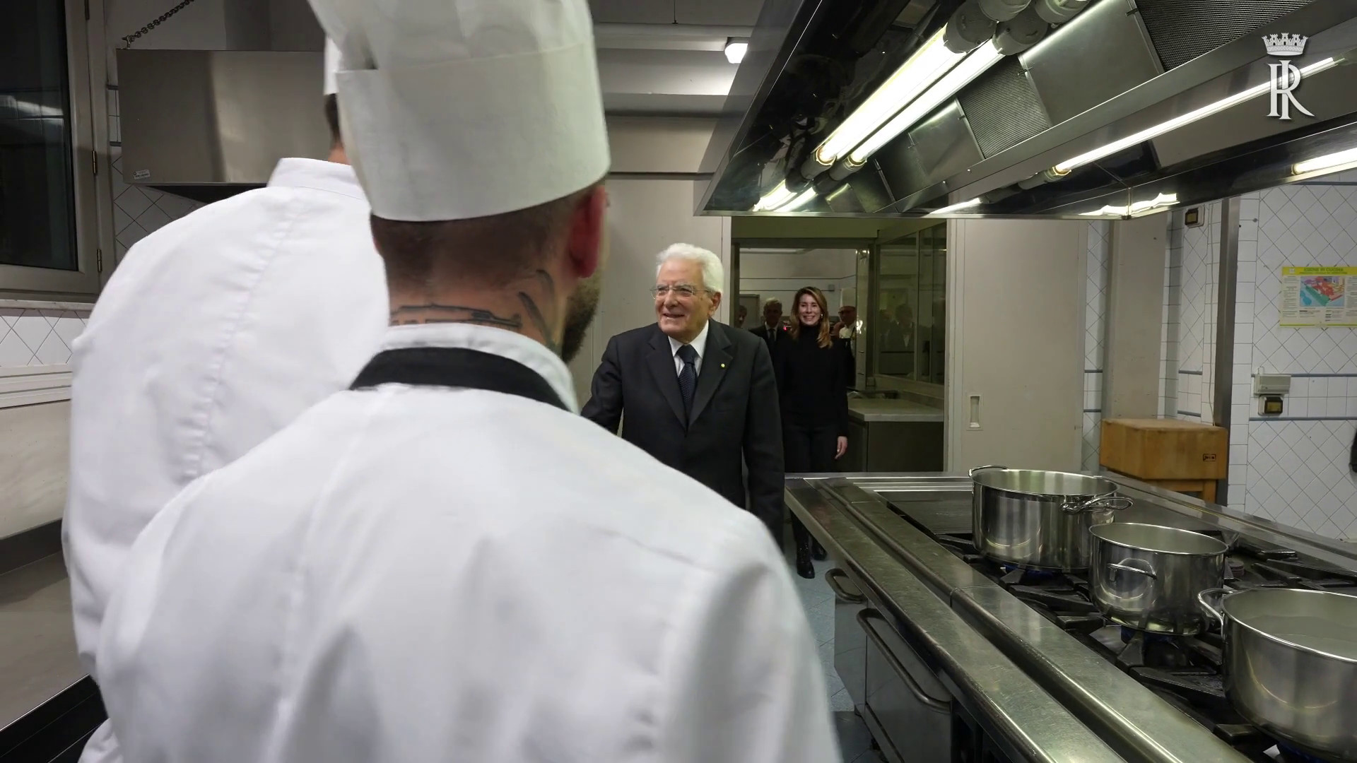 Nelle cucine del Quirinale tre ragazzi di Nisida aspiranti cuochi