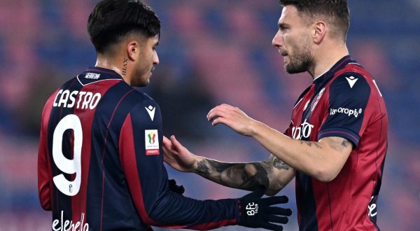 Il Bologna batte 2-1 il Parma e vola ai quarti di Coppa Italia