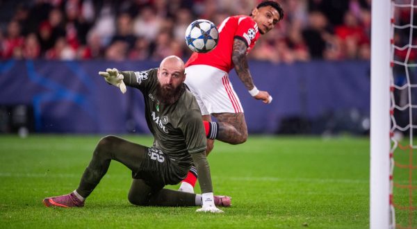 Il Napoli va ko in Champions, a Lisbona vince il Benfica 2-0