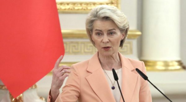 Von der Leyen “Per l’Ucraina serve una pace giusta e duratura”