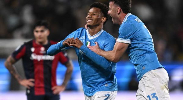 La Supercoppa Italiana va al Napoli, battuto il Bologna 2-0
