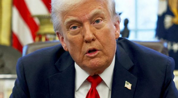 Trump “Attaccati terroristi Isis in Nigeria”