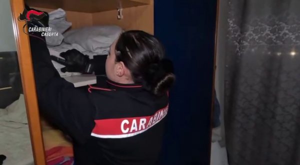 Estorsioni ai danni di un gioielliere, sei arresti in provincia di Caserta