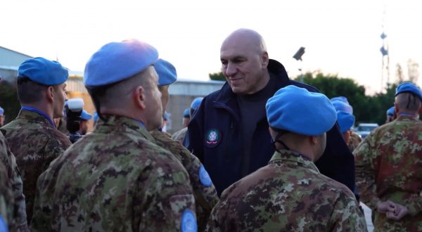 Difesa, Crosetto incontra i militari italiani in missione in Libano