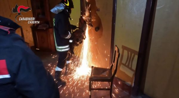 Residence ridotto a piazza dello spaccio H24, 11 arresti nel Casertano