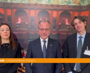 Dalla Camera una donazione di materiali per "Circular for Kids"