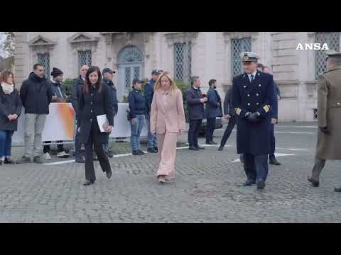 In piazza del Quirinale la cerimonia per la fiamma olimpica #ansa #news