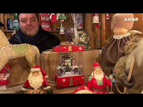 Natale a Napoli: i mercatini del Museo Ferroviario di Pietrarsa #ansa #news #christmas