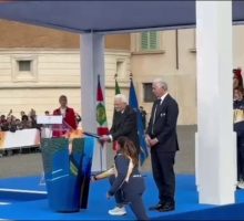 Mattarella accende il braciere olimpico di Milano-Cortina 2026