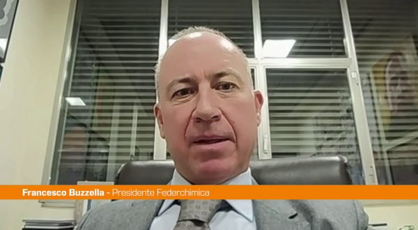 Transizione green, Buzzella “Mai vista una deindustrializzazione così veloce”