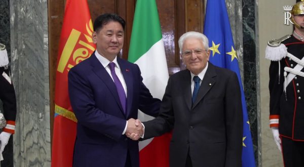 Mattarella riceve al Quirinale il presidente della Mongolia Khurelsukh Ukhnaa