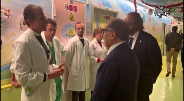 La Russa in visita ai bambini del Policlinico Gemelli