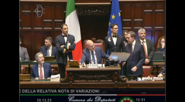 Via libera definitivo alla manovra da 22 miliardi