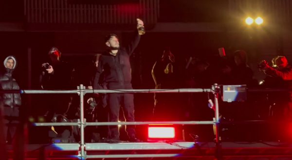 Paky accende Rozzano, migliaia al listening party di “Gloria”