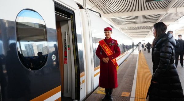 Cina, le ferrovie registrano il picco di rientri dalle vacanze di Capodanno