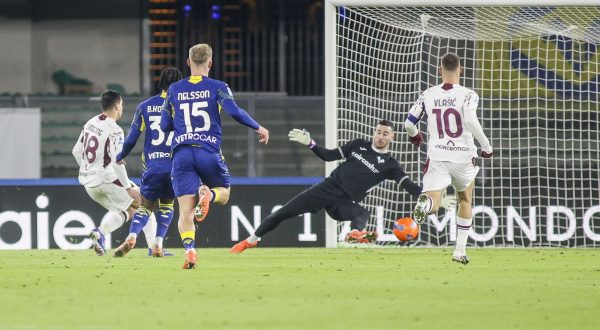 Il Toro vince 3-0, espugna il Bentegodi e inguaia il Verona