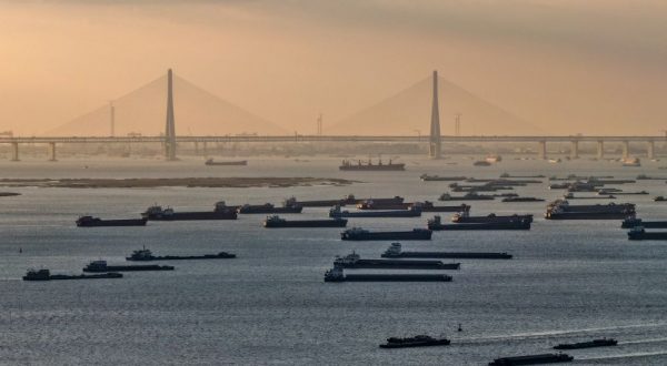 Cina, Yangtze il fiume interno più trafficato al mondo per volume merci