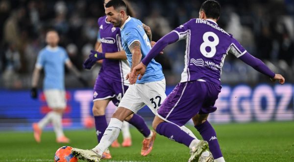 Finale thrilling all’Olimpico, Lazio-Fiorentina finisce 2-2
