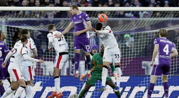 Nkunku salva il Milan e beffa la Fiorentina al 90°, al Franchi finisce 1-1