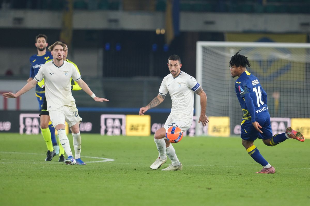 Verona-Lazio 0-1, al Bentegodi decide l&rsquo;autorete di Nelsson
