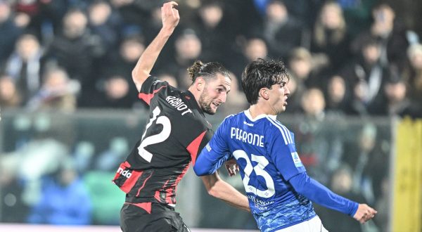 Como-Milan 1-3, Rabiot trascina i rossoneri al Sinigaglia