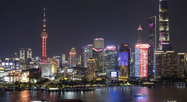 Cina, i consumi di elettricità superano i 10 trilioni di kwh nel 2025