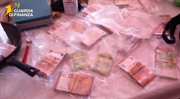 Sequestrata nel Cosentino cocaina per oltre 1 milione di euro, cinque in manette