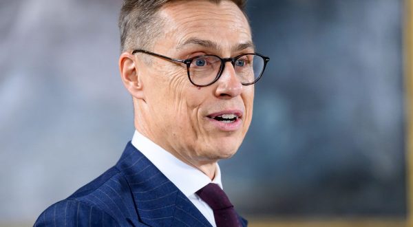 Groenlandia, Stubb “Questioni tra alleati non si risolvono con le pressioni”