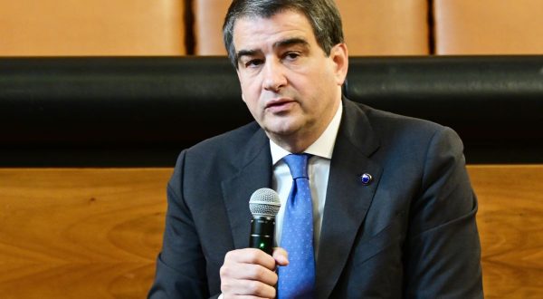 Pnrr, Fitto “Elementi molto positivi ma non è uno strumento ordinario”