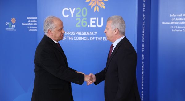 Migranti, Piantedosi “Con l’OIM modelli innovativi per la gestione dei flussi”