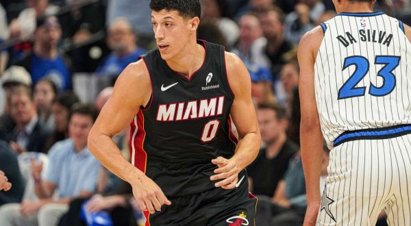 Miami domina Utah con 14 punti di Fontecchio, Lakers vincenti a Dallas