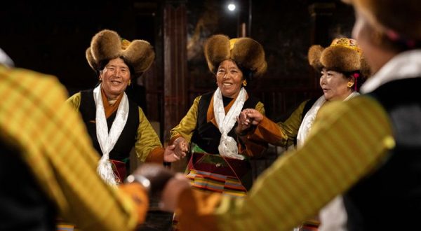 Cina, turismo in crescita costante nello Xizang nel 2025