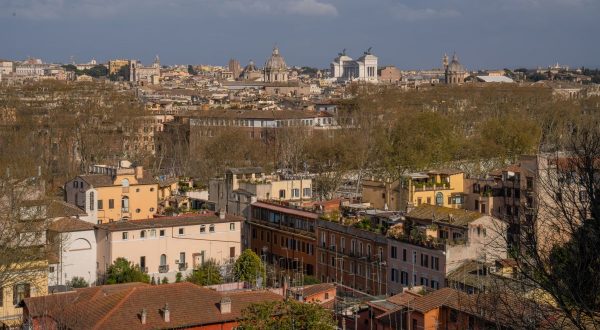 Domanda di case in calo nel 2025 dopo i picchi del 2024