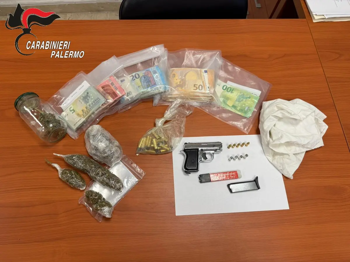 Nuovo blitz dei Carabinieri allo Zen 2 di Palermo. Sequestrate armi, munizioni e droga