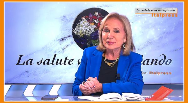 La Salute Vien Mangiando – Una minestra con patate e sedano