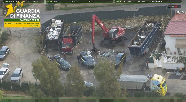 Traffico di rifiuti nel Nisseno: scattano 20 misure cautelari