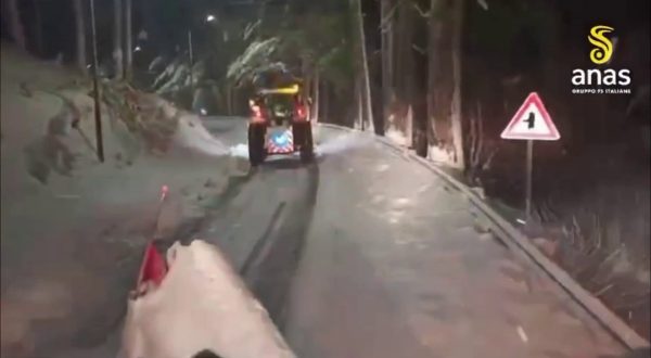 Maltempo, 150 unità dell’Anas al lavoro in Calabria: le immagini