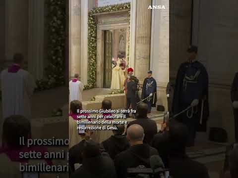 San Pietro, Papa Leone chiude la porta santa: termina il Giubileo #ansa #news
