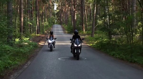 Nel 2025 mercato delle due ruote a doppia velocità