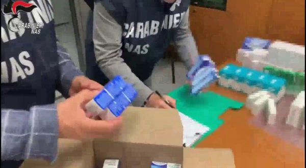 False forniture di gas medicale: blitz del Nas a Reggio Calabria